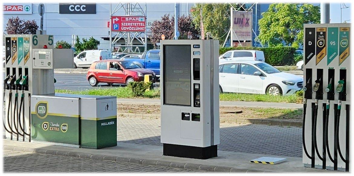 PetrolMat Outdoor Payment Terminal installed in 2023 - MPetrol